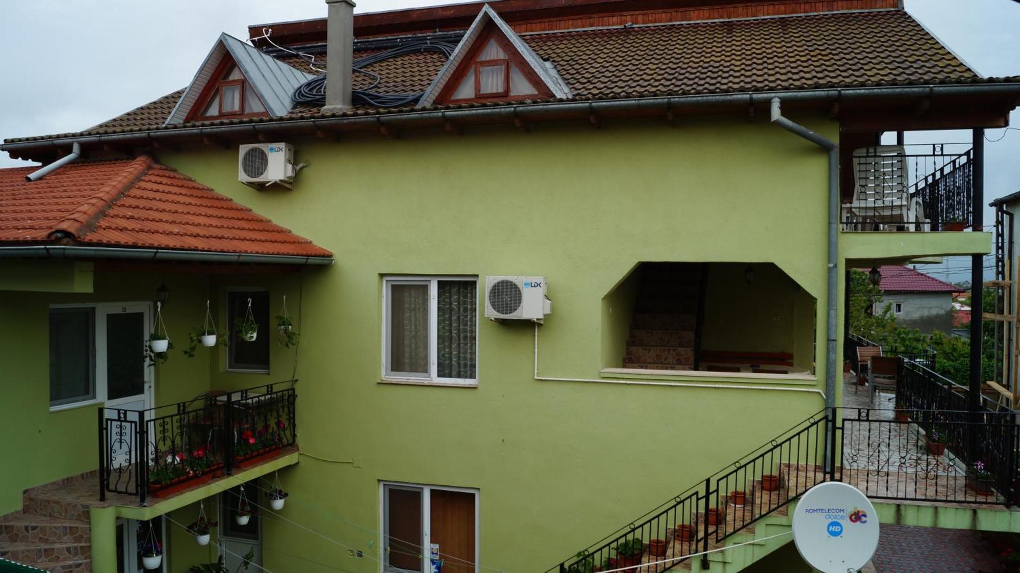 Casa Bianca Ξενοδοχείο Două Mai Εξωτερικό φωτογραφία