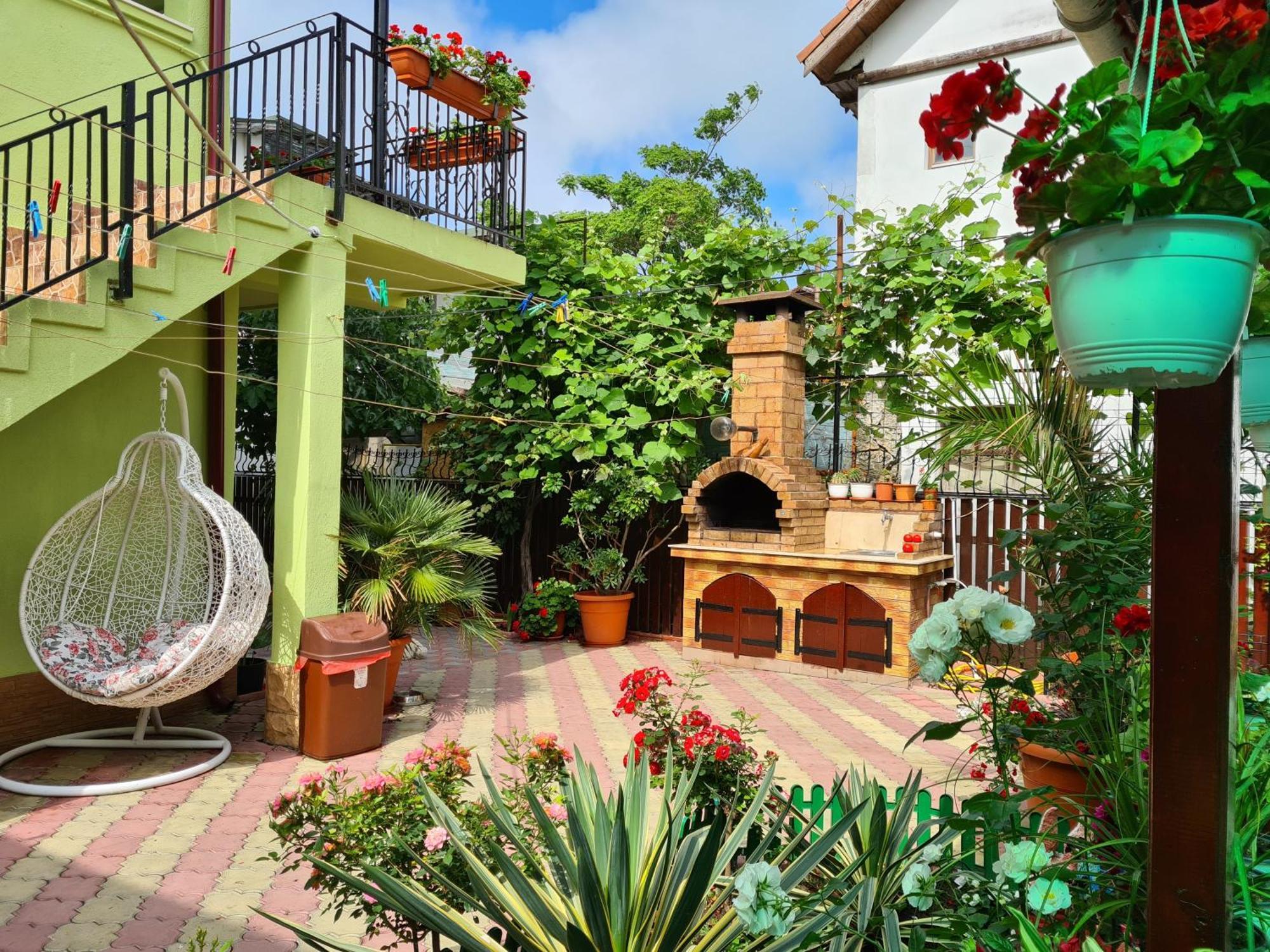 Casa Bianca Ξενοδοχείο Două Mai Εξωτερικό φωτογραφία