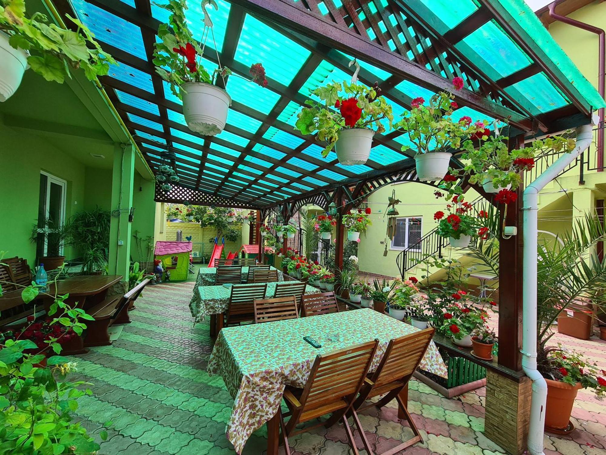 Casa Bianca Ξενοδοχείο Două Mai Εξωτερικό φωτογραφία